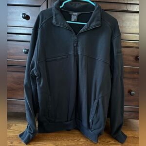 Gently used men’s 5.11 half zip sweater.